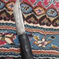 ساعت و قلیون دوسیب و چاقو و دست کش دروازه بانی