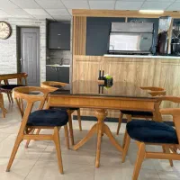 کارگر خدماتی برای رستوران