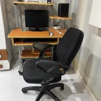 میز کامپیوتر و صندلی