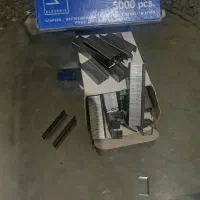 میخ منگنه