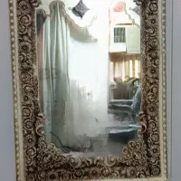 آینه کنسول سفید و طلایی