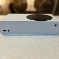 فروش xbox series s به همراه لوازم درحد اک