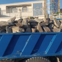 خاک سنگ بتن و سنگ دیوار