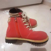 بت دخترانه سایز ۳۳تا ۳۵ میتونه بپوشه|کفش و لباس بچه|فردیس, شهرک ناز|دیوار