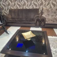 مبل راحتی هفت نفره همراه با میز جلوی