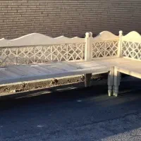 ایجاد دکوراسیون شیک و ساده باتخت سنتی