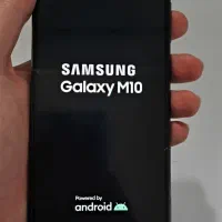 گوشی M10  در حد نو کاملا سالم