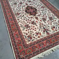 فرش ستاره کویریزد ایساتیس طرح تبریز