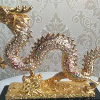 اژدهای طلایی