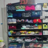 ویترین و دکور مغازه فروشی