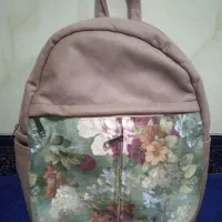 کیف مدرسه|کیف، کفش، کمربند|ملایر, |دیوار