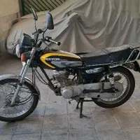 موتورسیکلت هیلتون طرح هندا ۱۲۵ مدل ۹۳