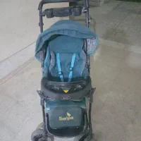 تعداد یک عدد کالسکه بچه