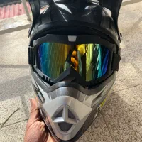 کلاه کراسی با عینک|تجهیزات ورزشی|دماوند, گیلاوند|دیوار