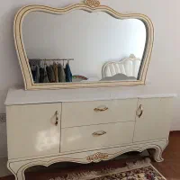 تخت خواب و میز آرایش وپاتختی