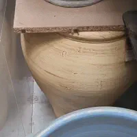 گلدان سفالی پتینه|صنایع دستی و سایر لوازم تزئینی|قم, بکایی|دیوار