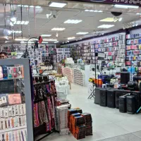 فروشنده لوازم موبایل