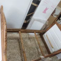 تخت بچه سالم|تخت و صندلی بچه|آستانه اشرفیه, |دیوار