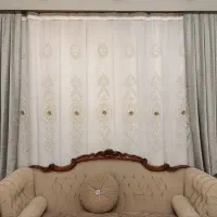 پرده با کناره ها