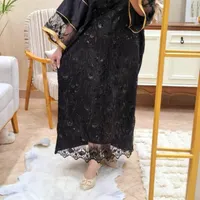 عبازنانه