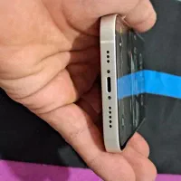 ایفون 13نرمال