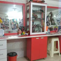 کمد و ویترین و صندلی چرم نو