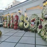 بزرگترین فروشگاه تاج گل گلفروشی