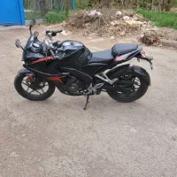 پالس ار اس rs 200
