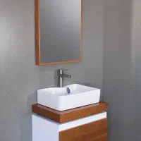 نیازمند یک  برشکار پی وی سی و یک کارگر ساده