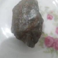 سنگه الماس راف وزن ۱۰۰گرم قیمت۱۰۰۰۰۰۰ملون|جواهرات|پرند, فاز ۶|دیوار