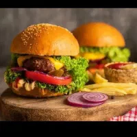 کارگر فست فود سالندار  کارگر ساده صندوقدار