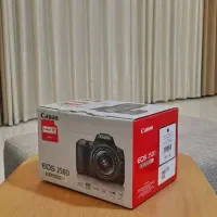 دوربین Canon 250D