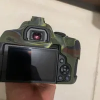 دوربین عکاسی و فیلم برداری کانن 850d
