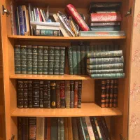 کتاب خانه مذهبی