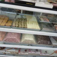 ویترین آلومینیومی