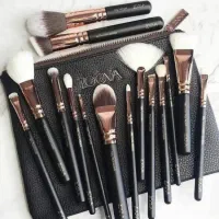 حراج ست براش آرایشی زوئه وا بعلت جمع آوری مغازه