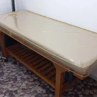 تخت مناسب سالن زیبایی یا ماساژ یا حتی مطب