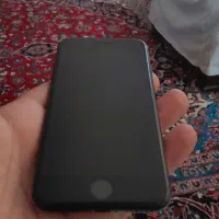 آیفون se 2020 128