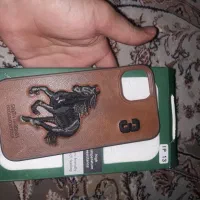 ایفون ۱۳ قاب