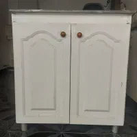 کابینت  در حد نو و بسیار تمیز