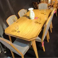 میز غذاخوری چوبی