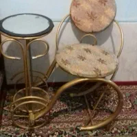 یک عدد میز تلفن