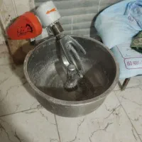 سلام دستگاه خمیرگیر نو هست هنوز استفاده نشوده|ماشین‌آلات صنعتی|خاش, |دیوار