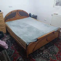 تخت خواب دو نفره به همراه خوشخواب|تخت و سرویس خواب|شیراز, گلستان|دیوار