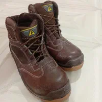 کفش|کیف، کفش، کمربند|گیلان غرب, |دیوار