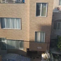 مستاجرم