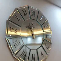 ساعت دیواری