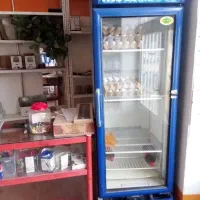 فروش یخچال نوشابه ای ایستاده و میز ویترینی