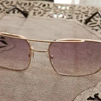 عینک آفتابی وشب پلیس ایتالیایی