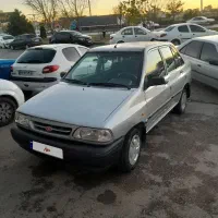 پراید نقره‌ای مدل۸۶ دوگانه کارخانه